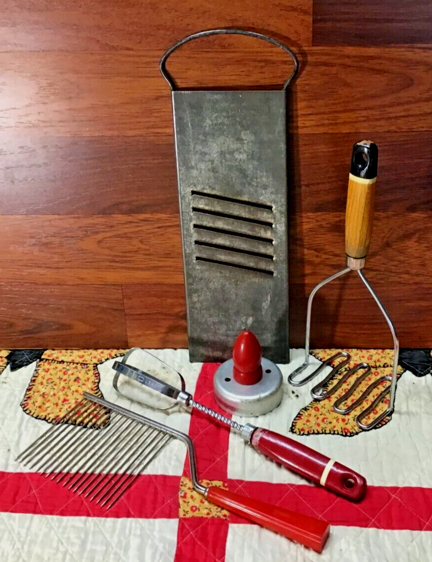 Vintage 5 pc Kitchen Gadget Lot