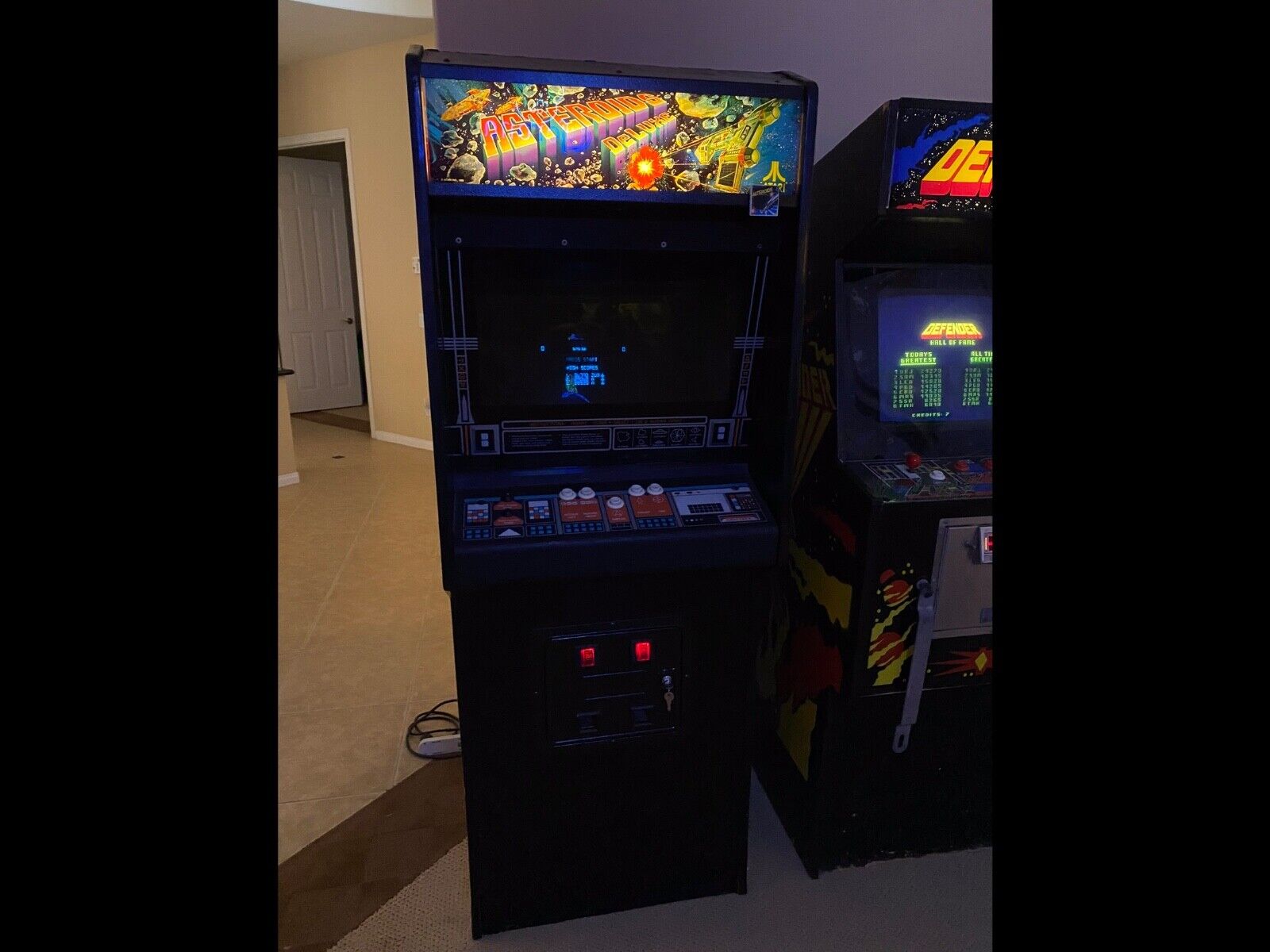 asteroids deluxe arcade Game, Atari 1980