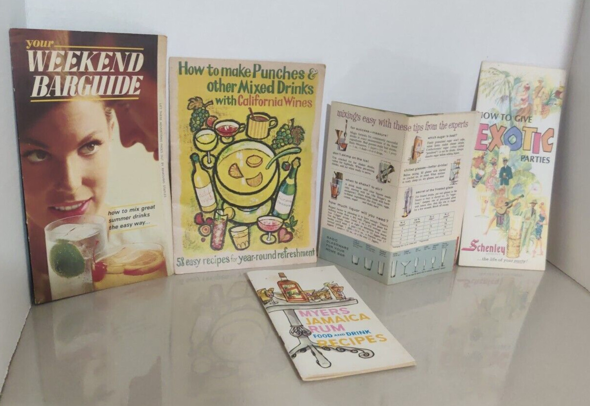Set of 5 Vintage 1960\'s Alcoholic Beverage Recipes Manuals