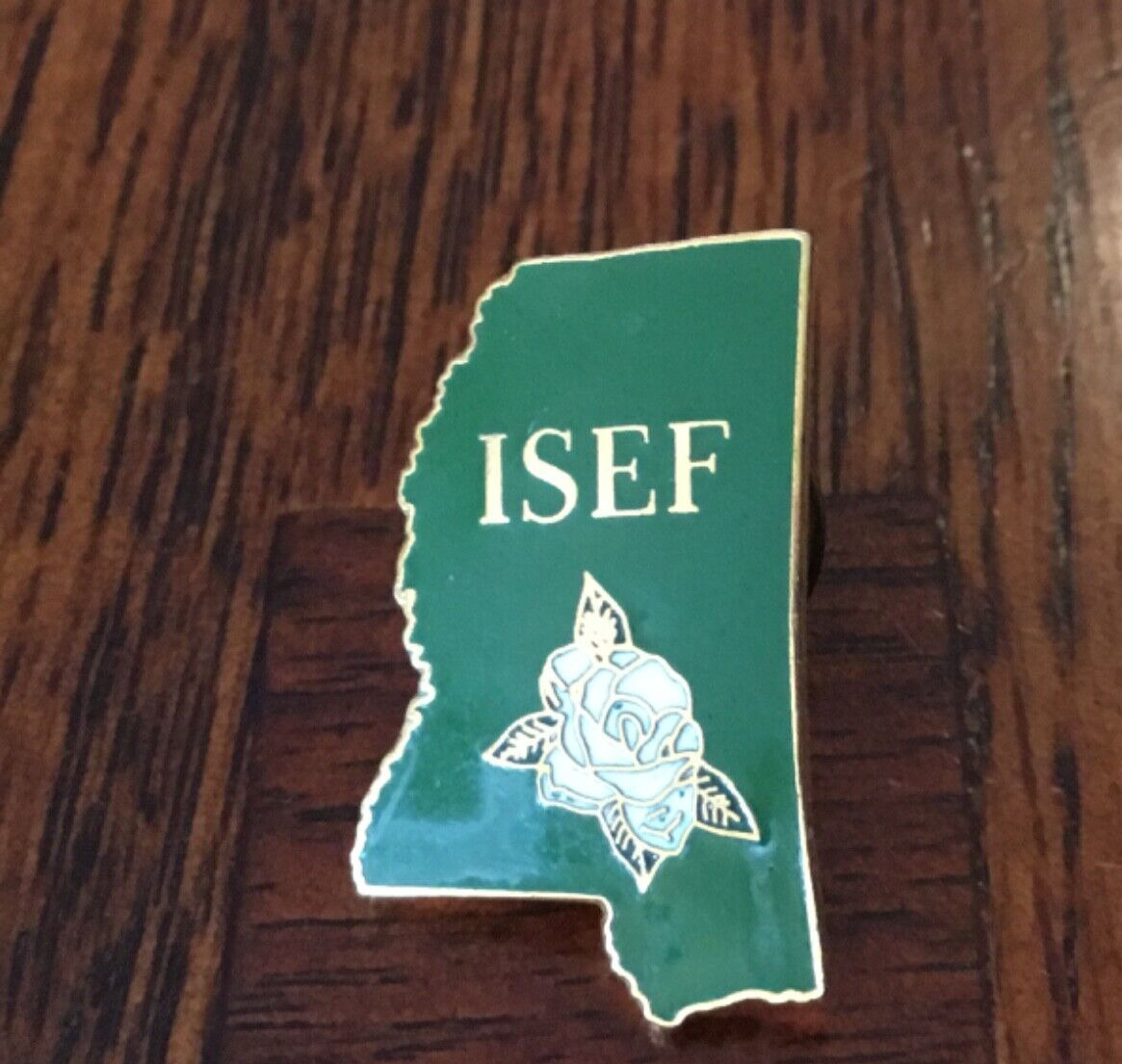ISEF Mississippi State Shape Pin Green w/Gold Color Letters Flower Metal Enamel