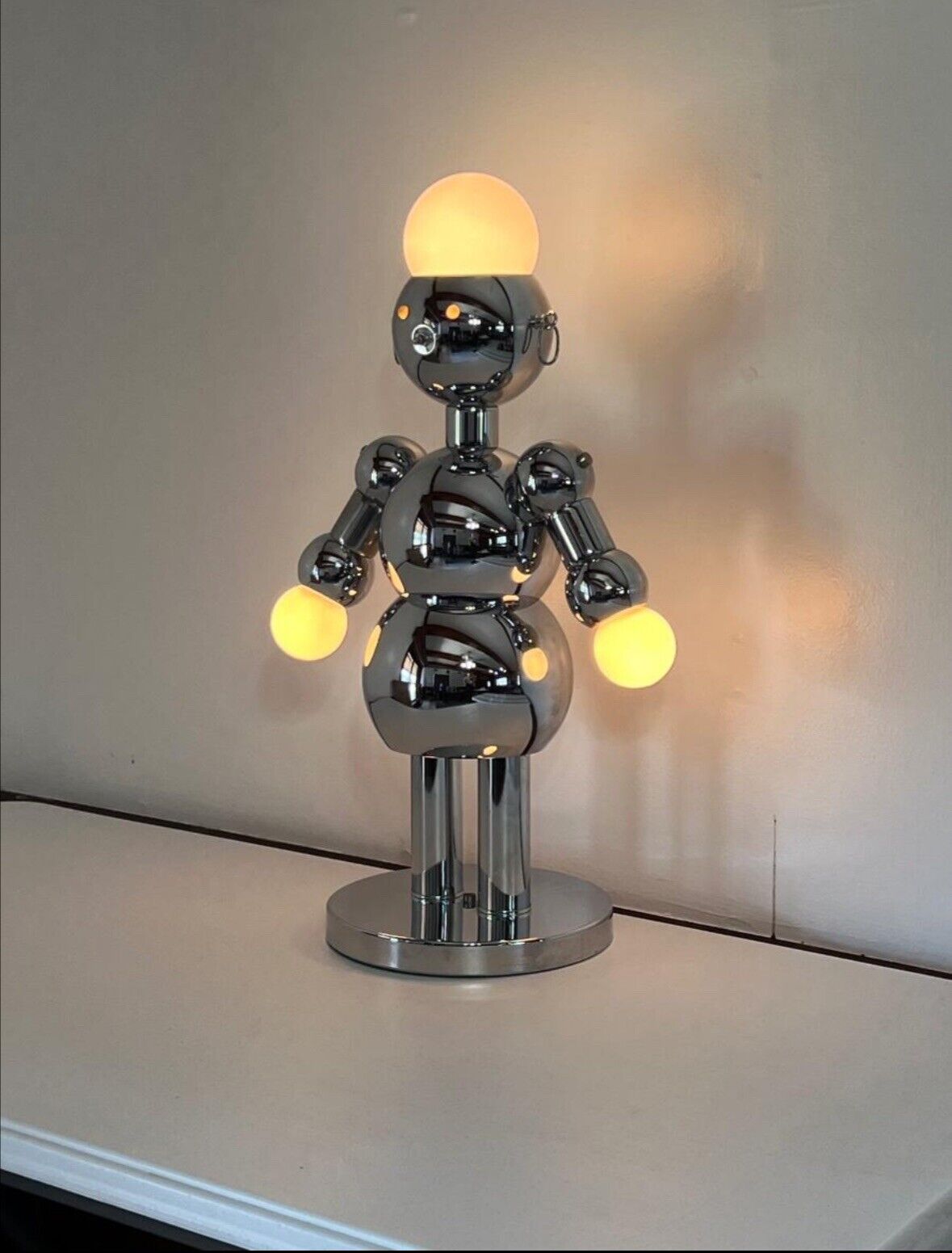 Torino Rare 1970’s Robot Lamp - Near Pristine Condition. Original Globes