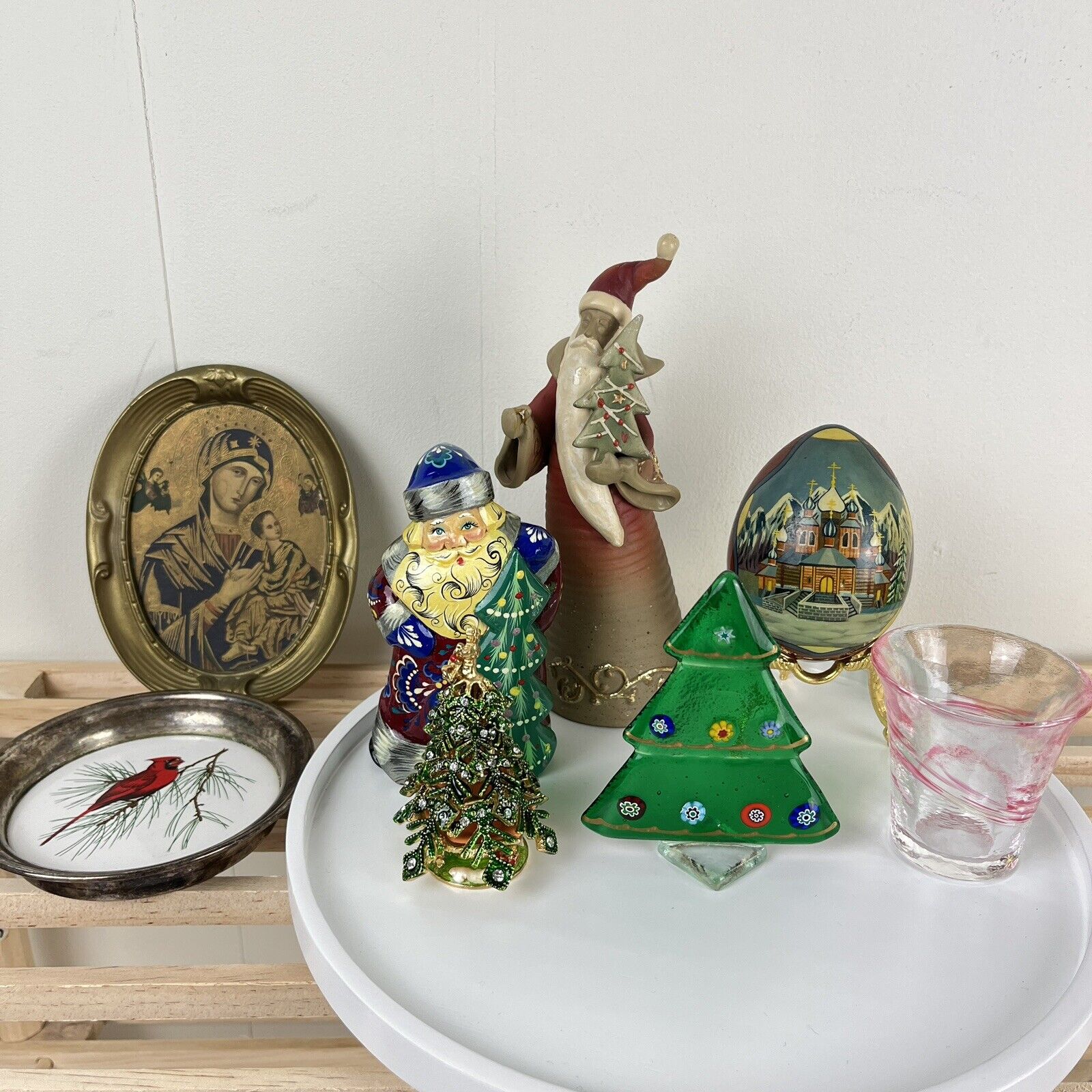 Estate Smalls Christmas Lot Pottery Ceramics Souvenirs Wood Vintage 8 Piece