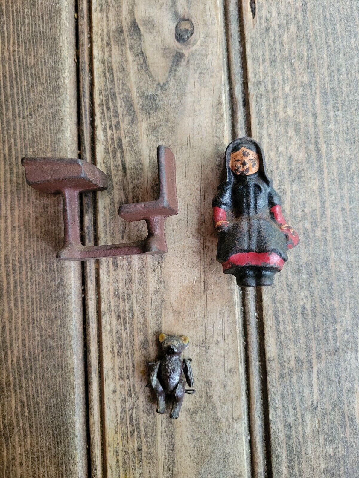 Lot Miniature Vintage METAL Teddy BEAR - HANTEL & Cast Iron Student at Desk