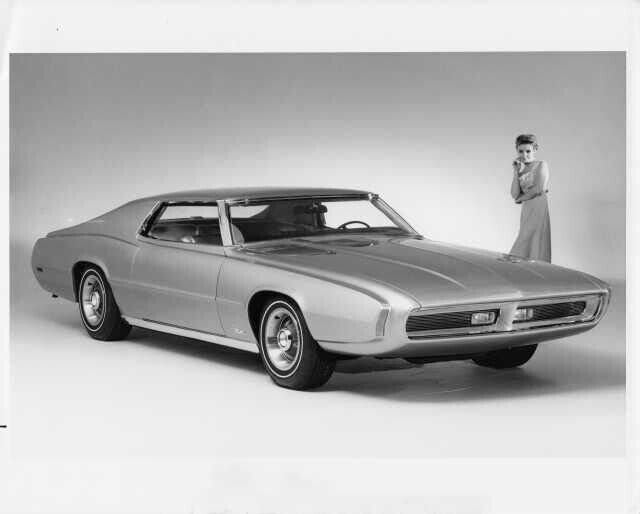 1969 Ford Thunderbird Saturn II Concept Car Press Photo & Releases 0035