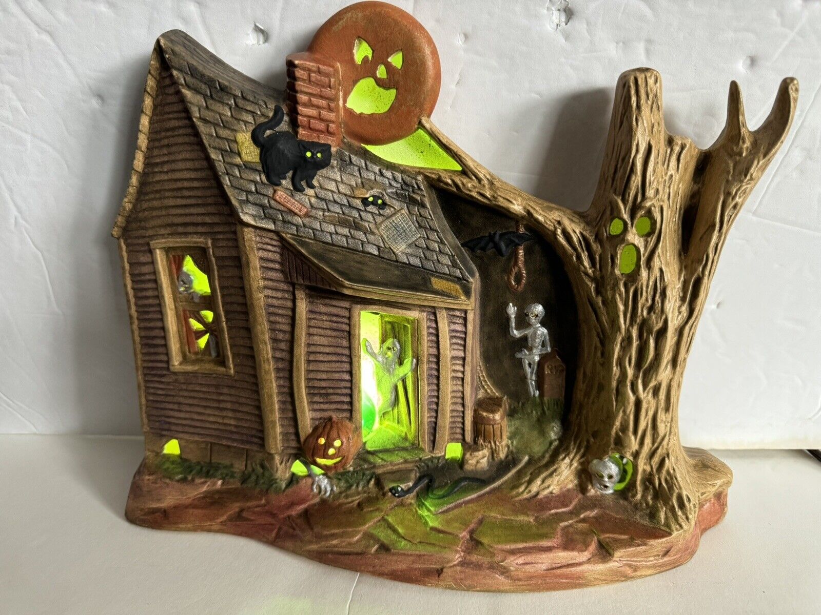 Vintage Lighted Halloween Horror House Haunted Ghosts Skulls Snakes Bats Ceramic