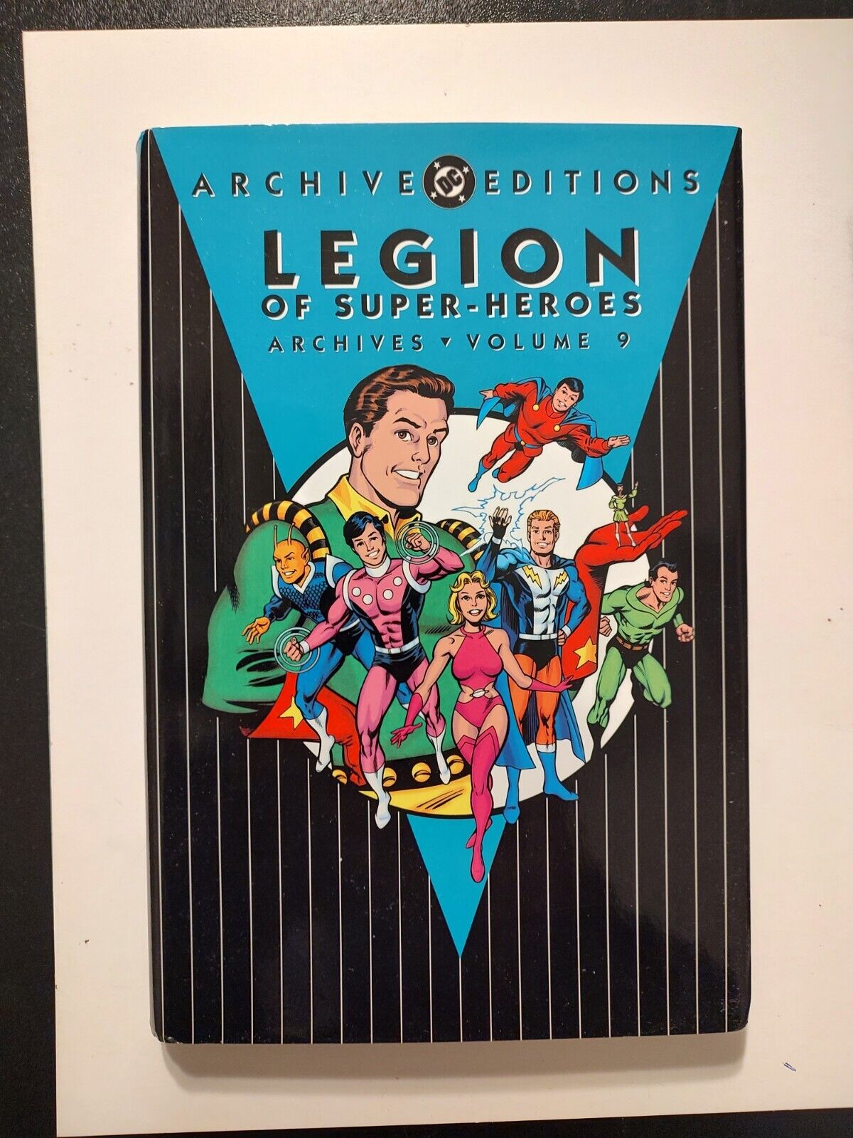 DC ARCHIVES LEGION OF SUPERHEROES VOLUME 9   By Jim Shooter Cary Bates, & Bridwe