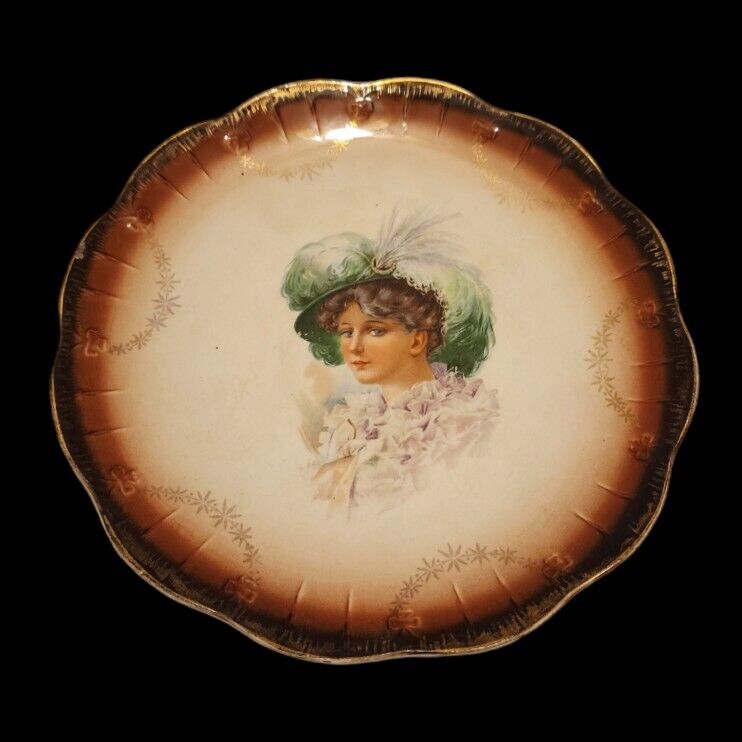 Antique 1900s Limoges France Porcelain Portrait Cabinet Plate Gold Rim 9\