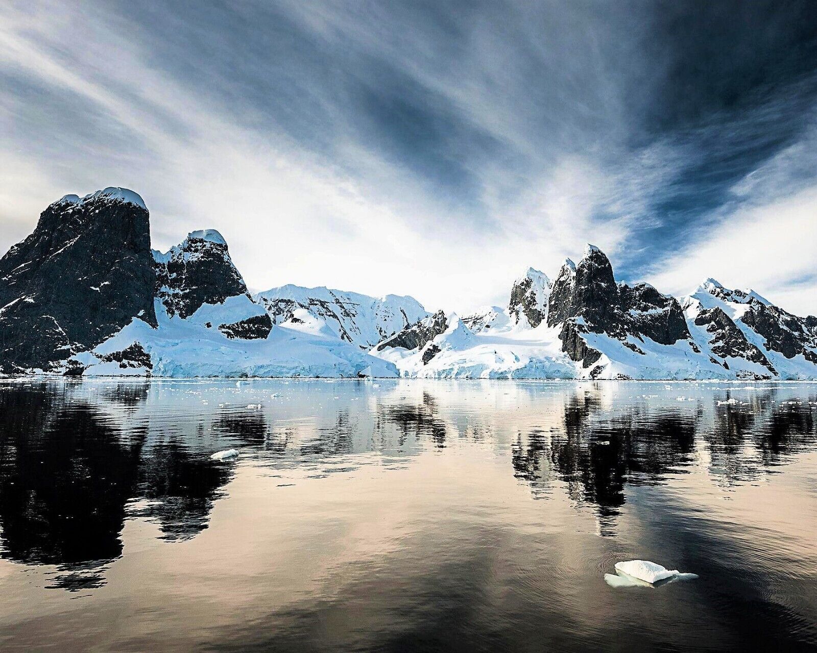 8X10 Photo Antarctica Snow Glossy Print