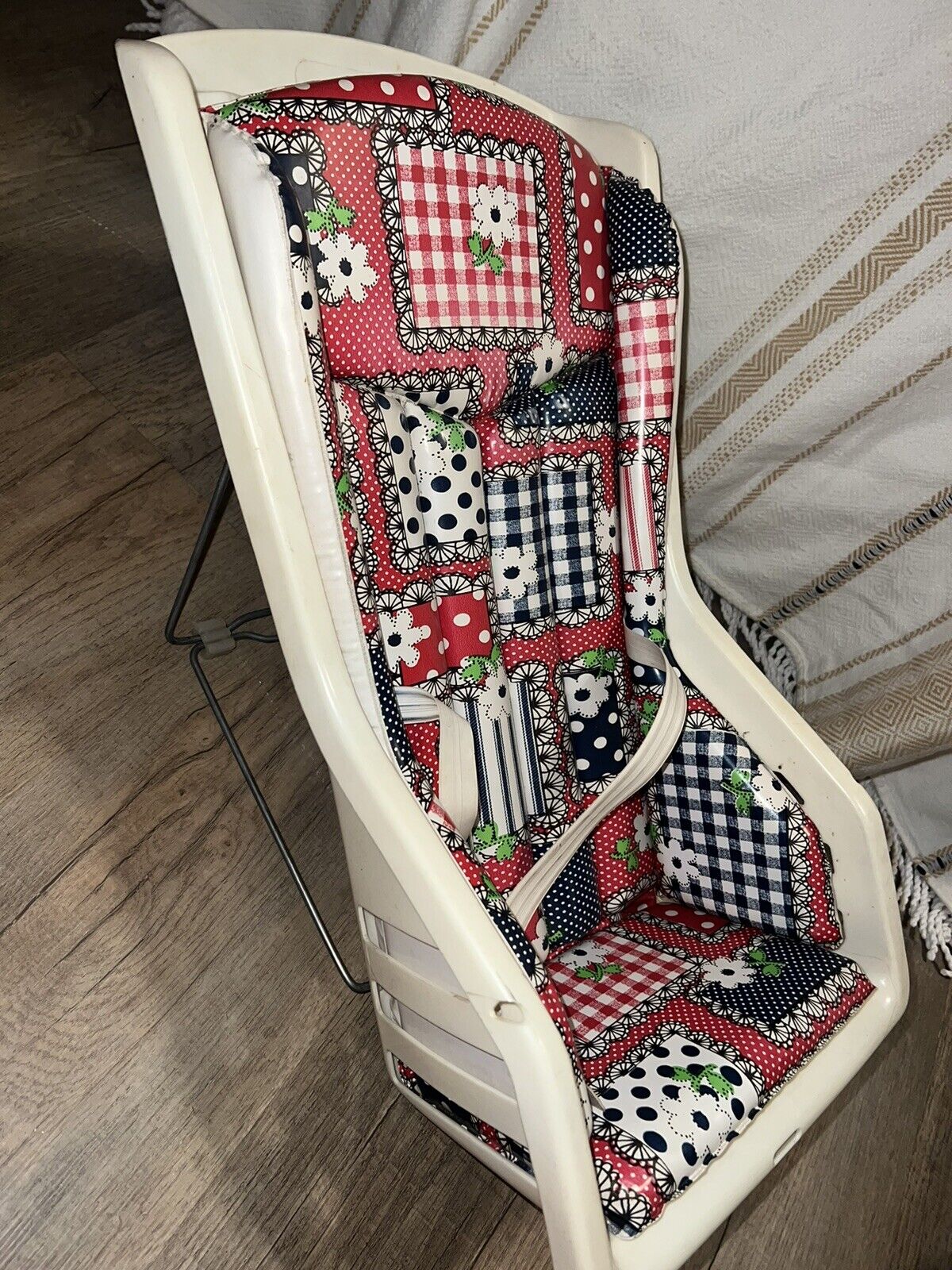Vintage 1960s Baby Seat Tot Toter Infant Carrier Nice Patchwork Print In EUC