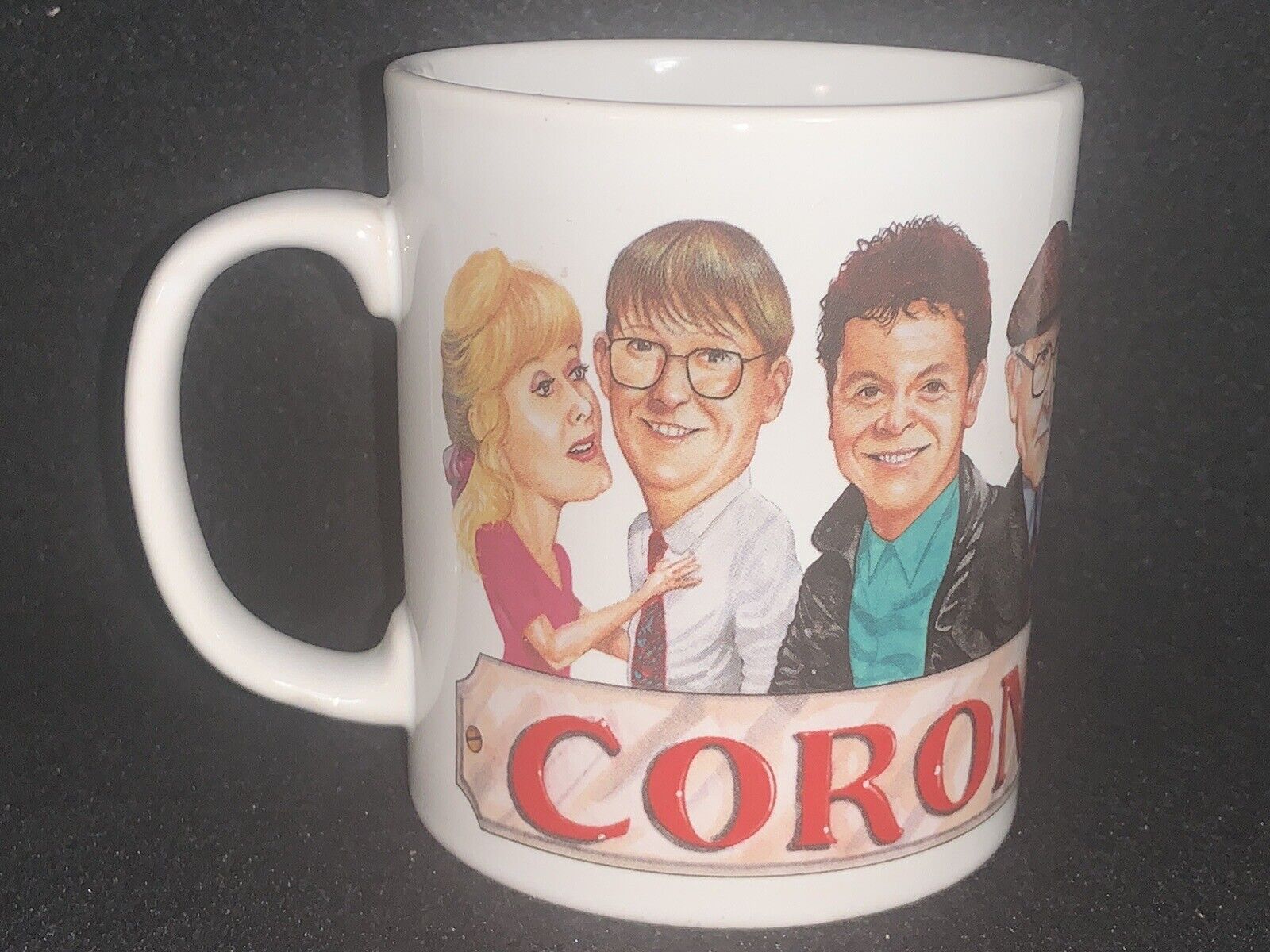 CORONATION STREET COFFEE MUG CUP TEA TV SHOW CORRIE CORRO SOAP OPERA