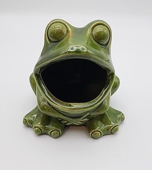 VTG  Handmade  Sitting Frog Wide Mouth Sponge Succulent Holder Retro Decor 