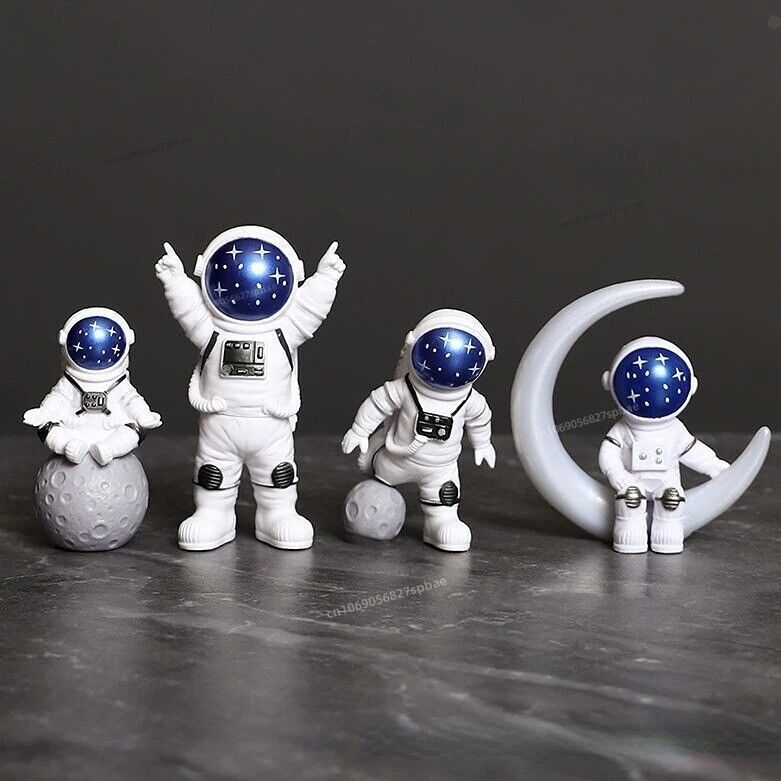 1 Pc Resin Spaceman Figure Figurine Astronaut Statuette Home Decoration GORGEOUS