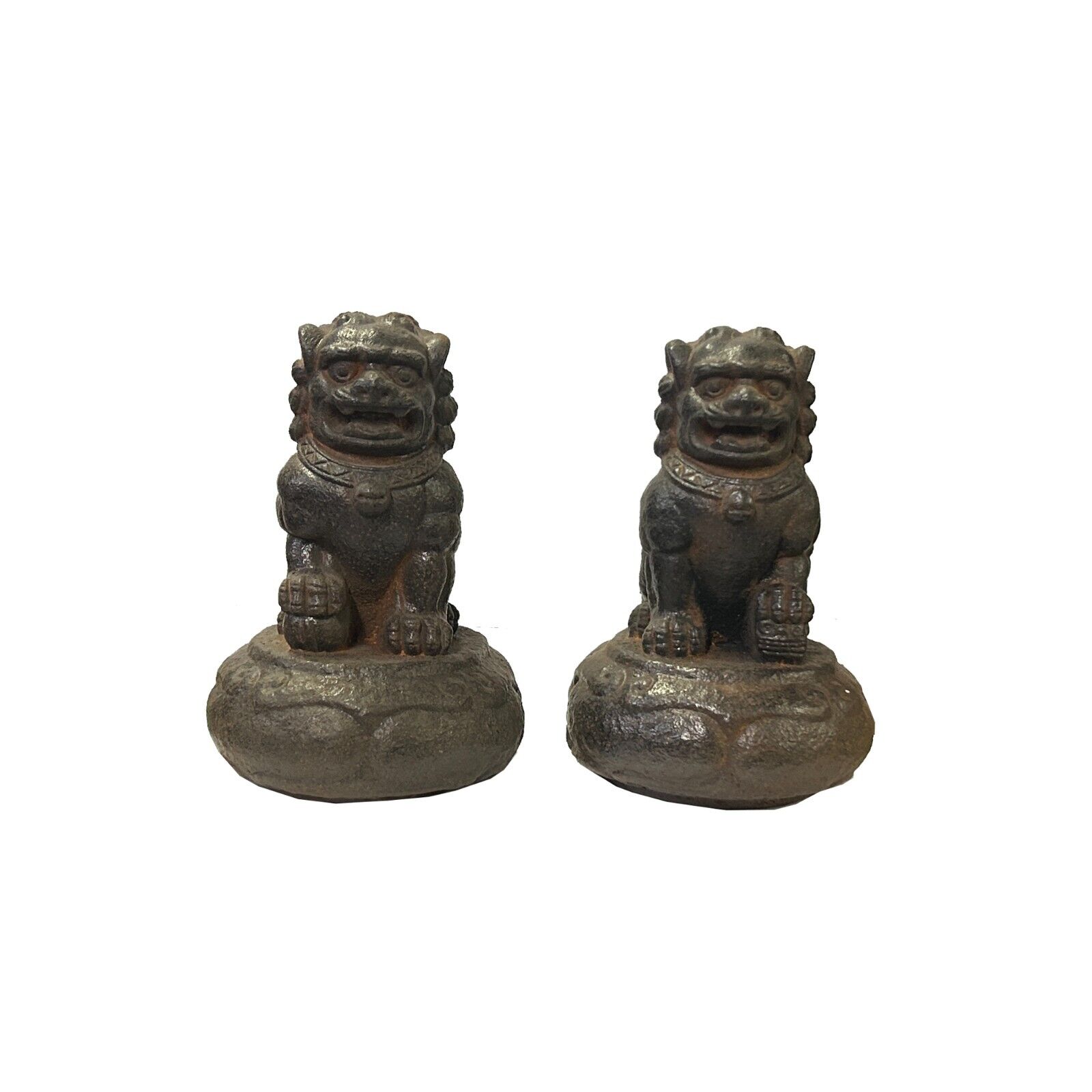 Pair Rustic Chinese Iron Foo Dog Lion on Round Base FengShui Figures ws3543