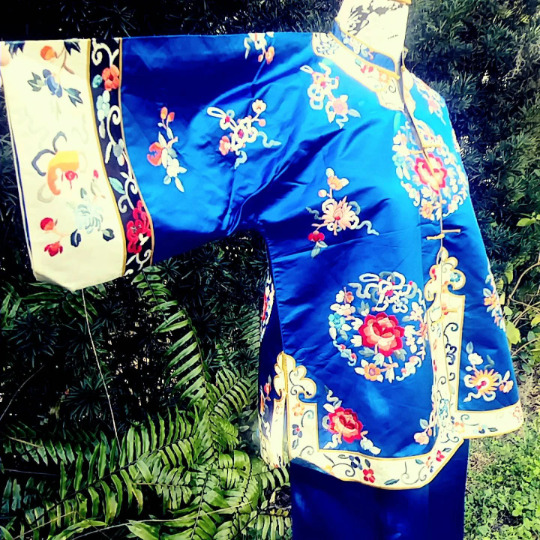 Vintage or Antique Chinese Silk Hand Embroidered Pajamas Exquisite Craftsmanship