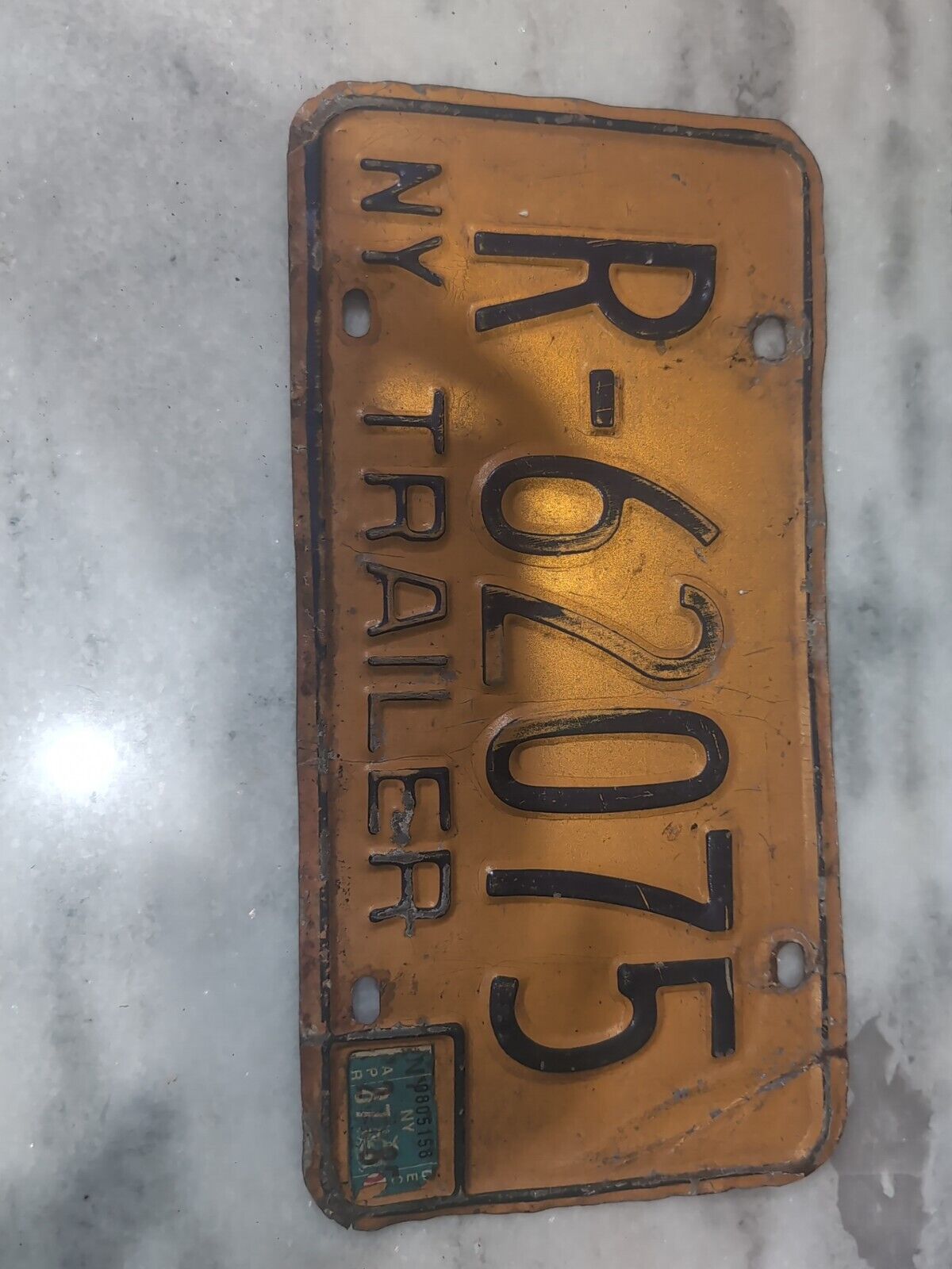 Vintage 1970’s New York Trailer License Plate.  NY Tag #R-62075