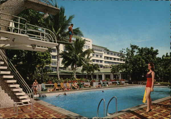 Philippines The Manila Hotel-Swimming Pool National Book Store Postcard Vintage