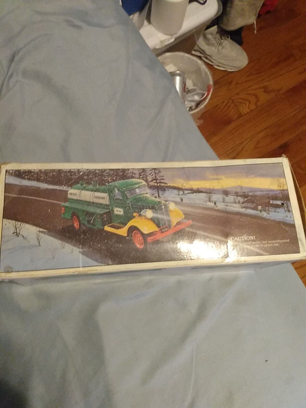 1985 FIRST HESS TRUCK TOY BANK - IN BOX - EXCELLENT