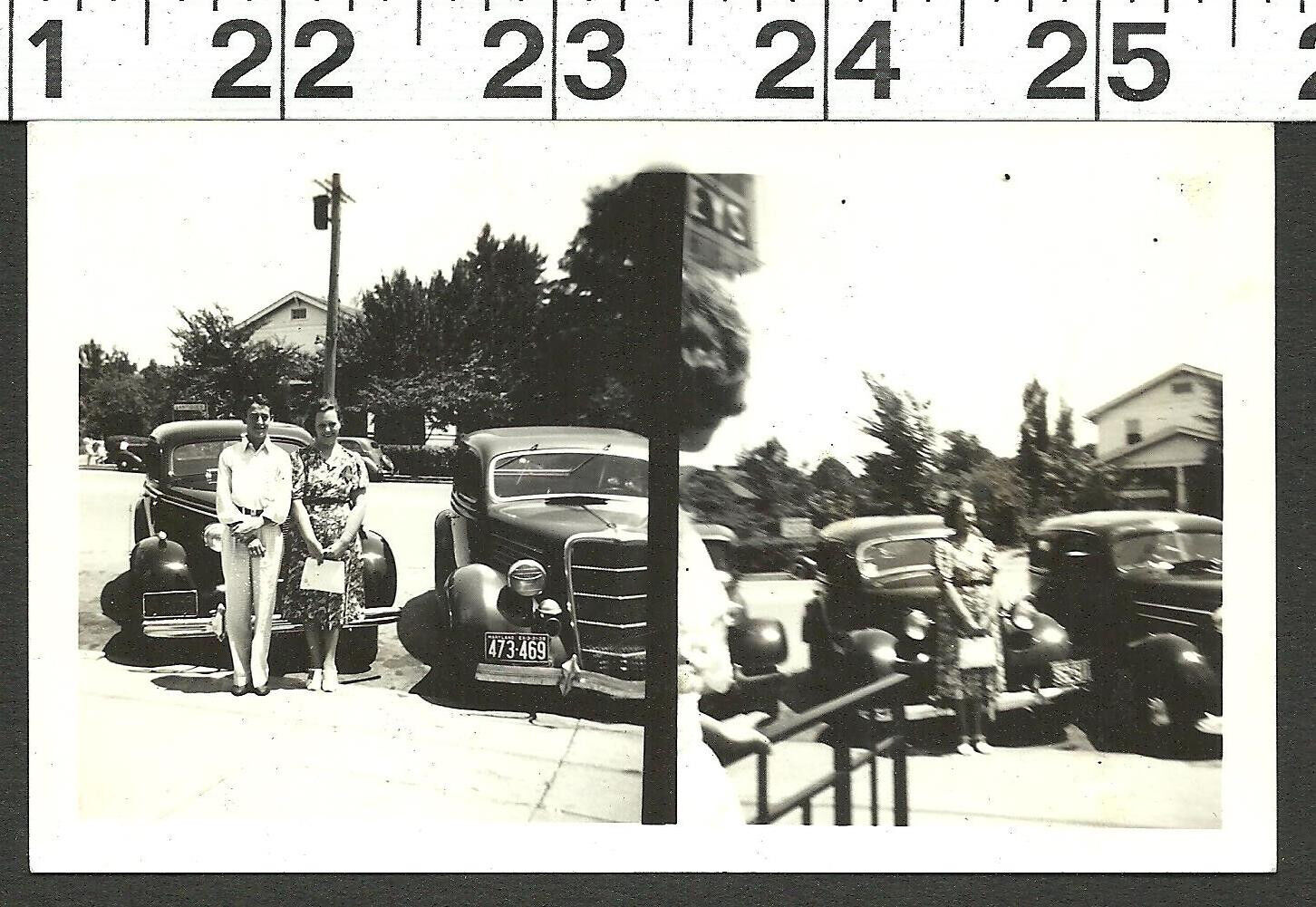 VINTAGE OLD B&W 1938 PHOTO OF COUPLE BY 2 HOTROD ANTIQUE CARS IN MARYLAND #2547