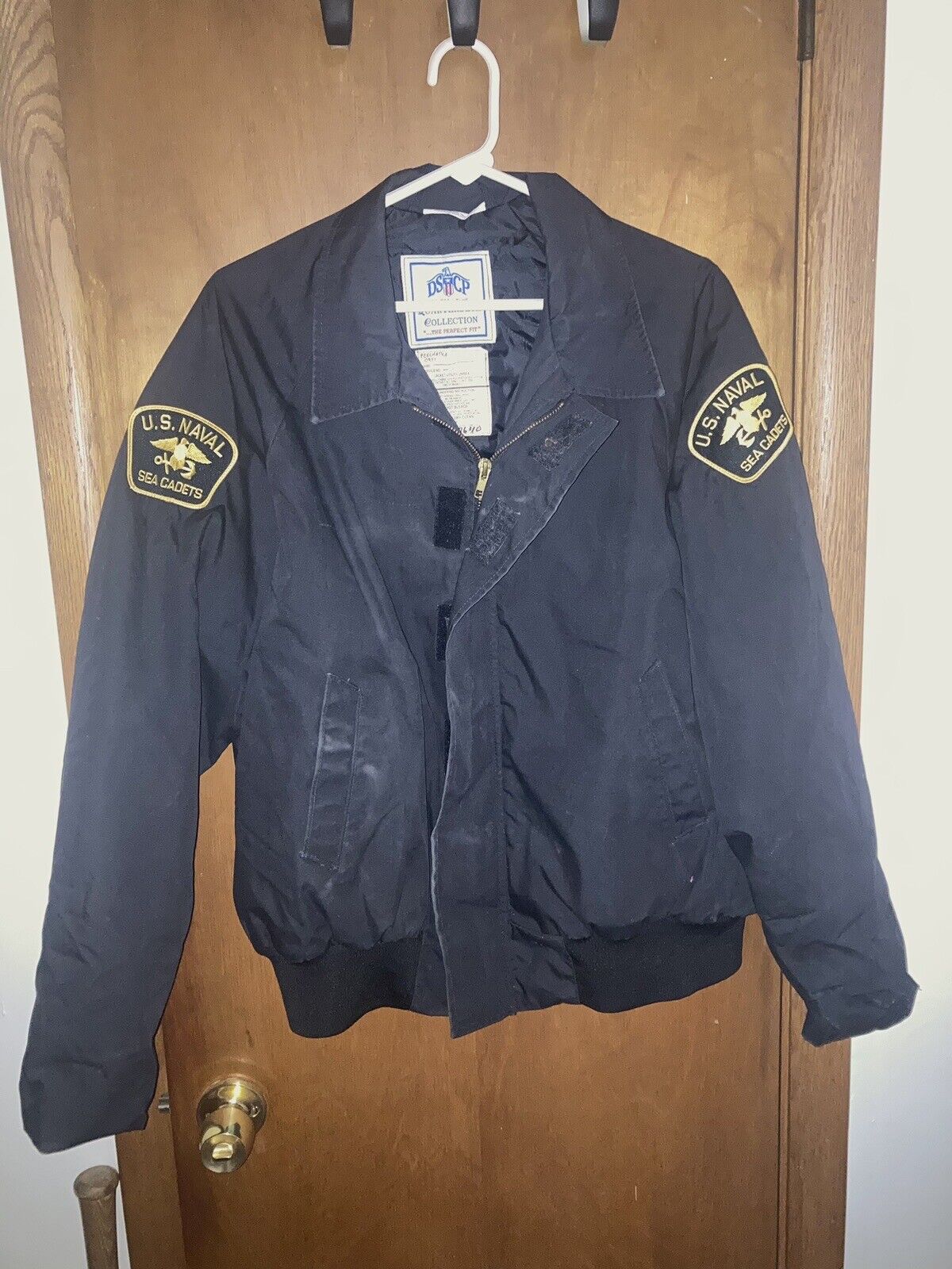 US Naval Sea Cadets Jacket With Insignia and Patches Sz Large.