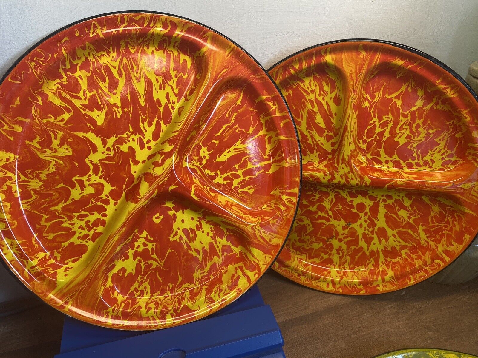 vtg graniteware splatter ware enamelware Plates Orange yellow camp dutch oven