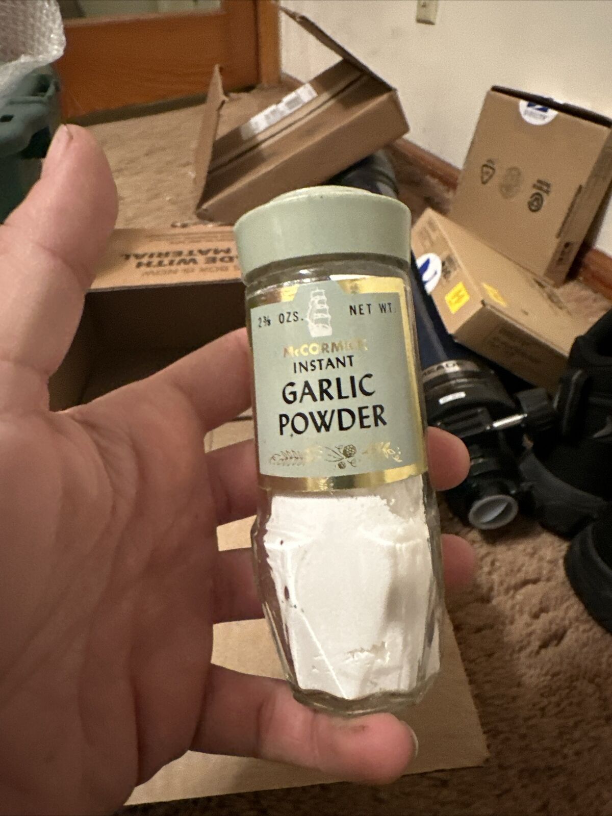 vintage mccormick glass garlic powder 1960s
