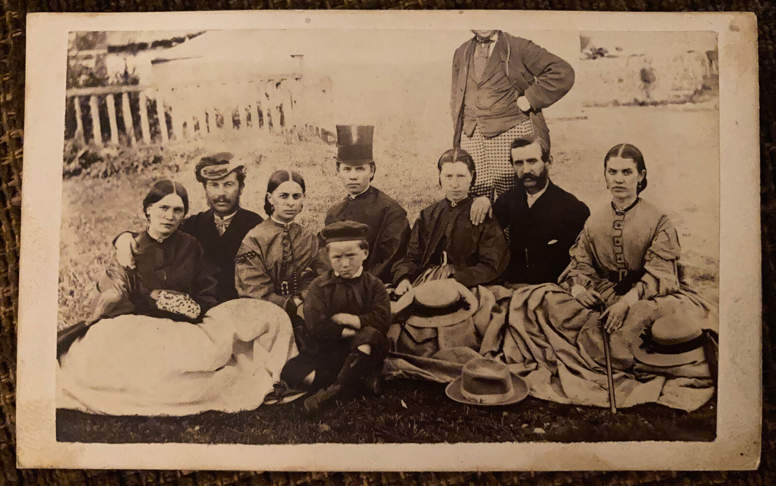 Victorian Early CDV Photo Men, Women & Children Group Outside - Nice Image