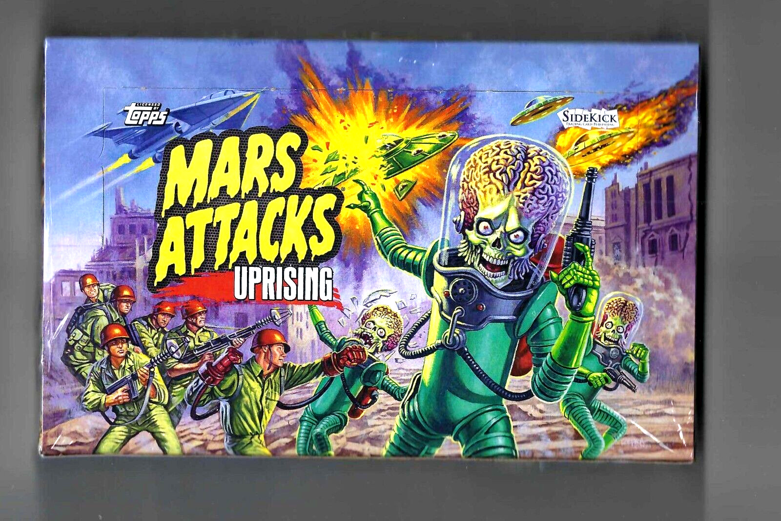 Mars Attacks Uprising Box Sealed Hobby box 2 Hits + SPECIALS TOPPS 2021