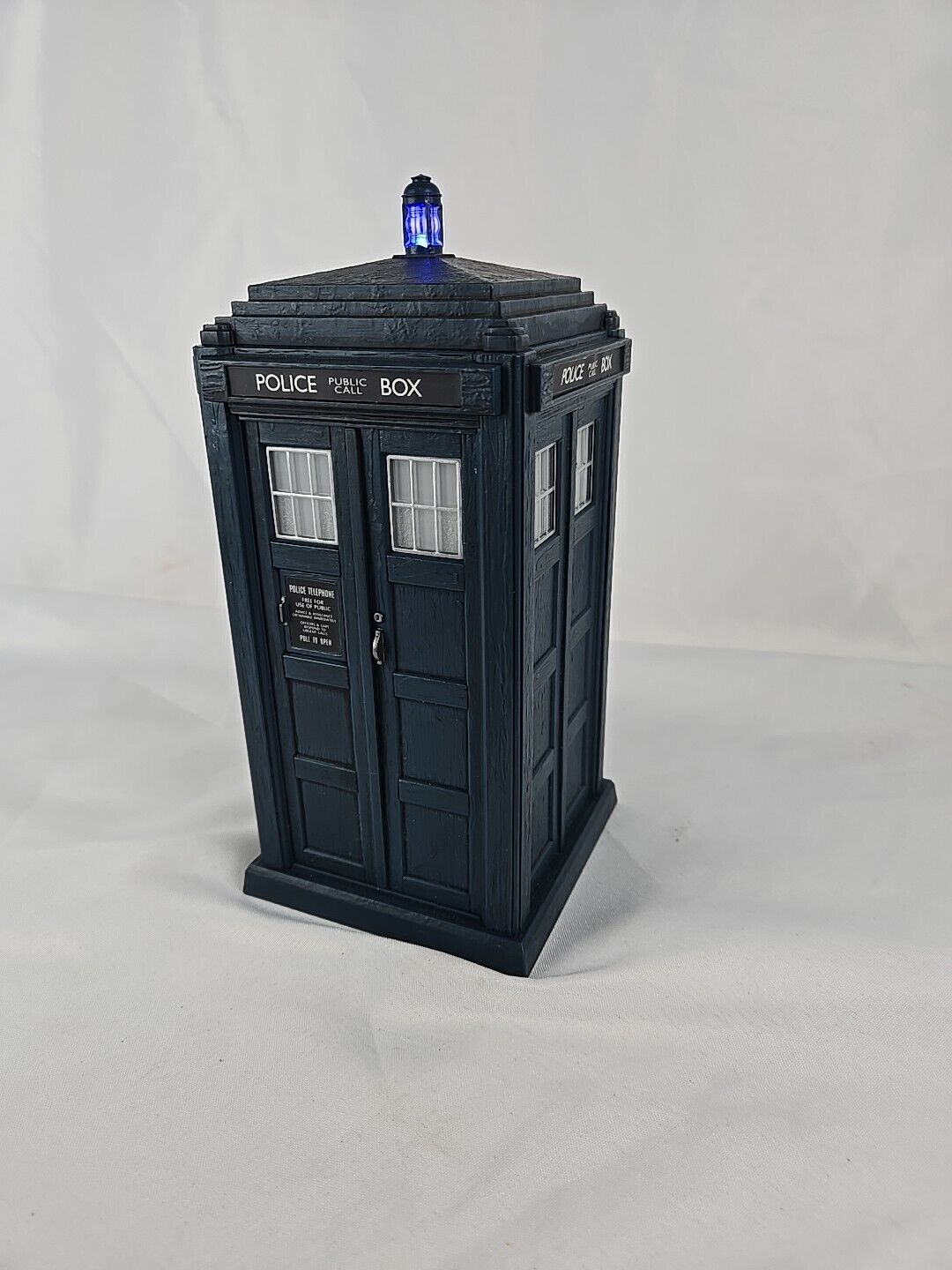 Doctor Who 13th Doctor\'s Tardis Electronic Toy w/ Light & Sound FX