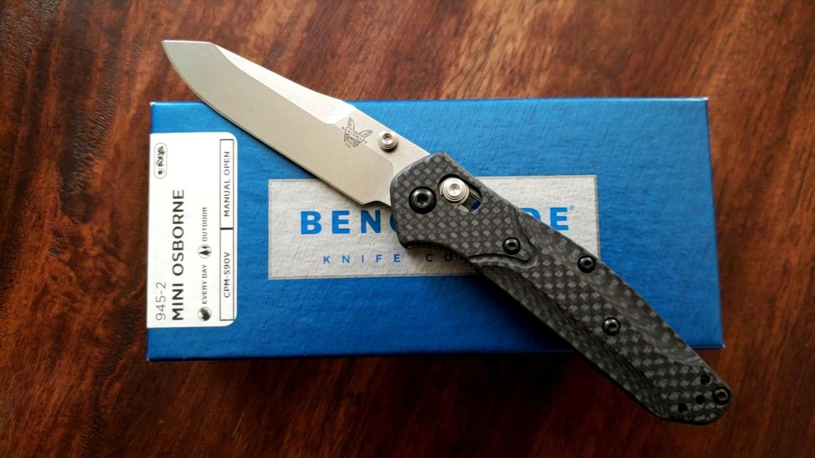 Benchmade MINI OSBORNE 945-2 CPM-S90V STeel Black Carbon Fiber Scales Knife NEW