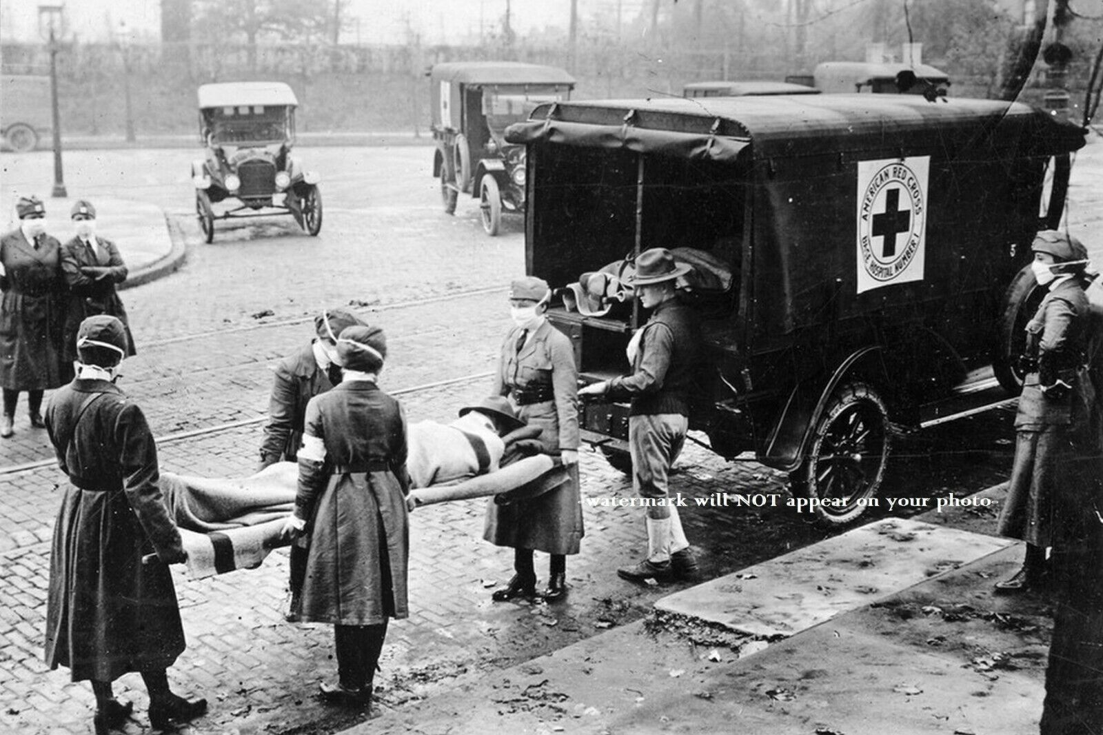 1918 Flu PHOTO Ambulance Pandemic Spanish Outbreak Nurses St Louis Patients