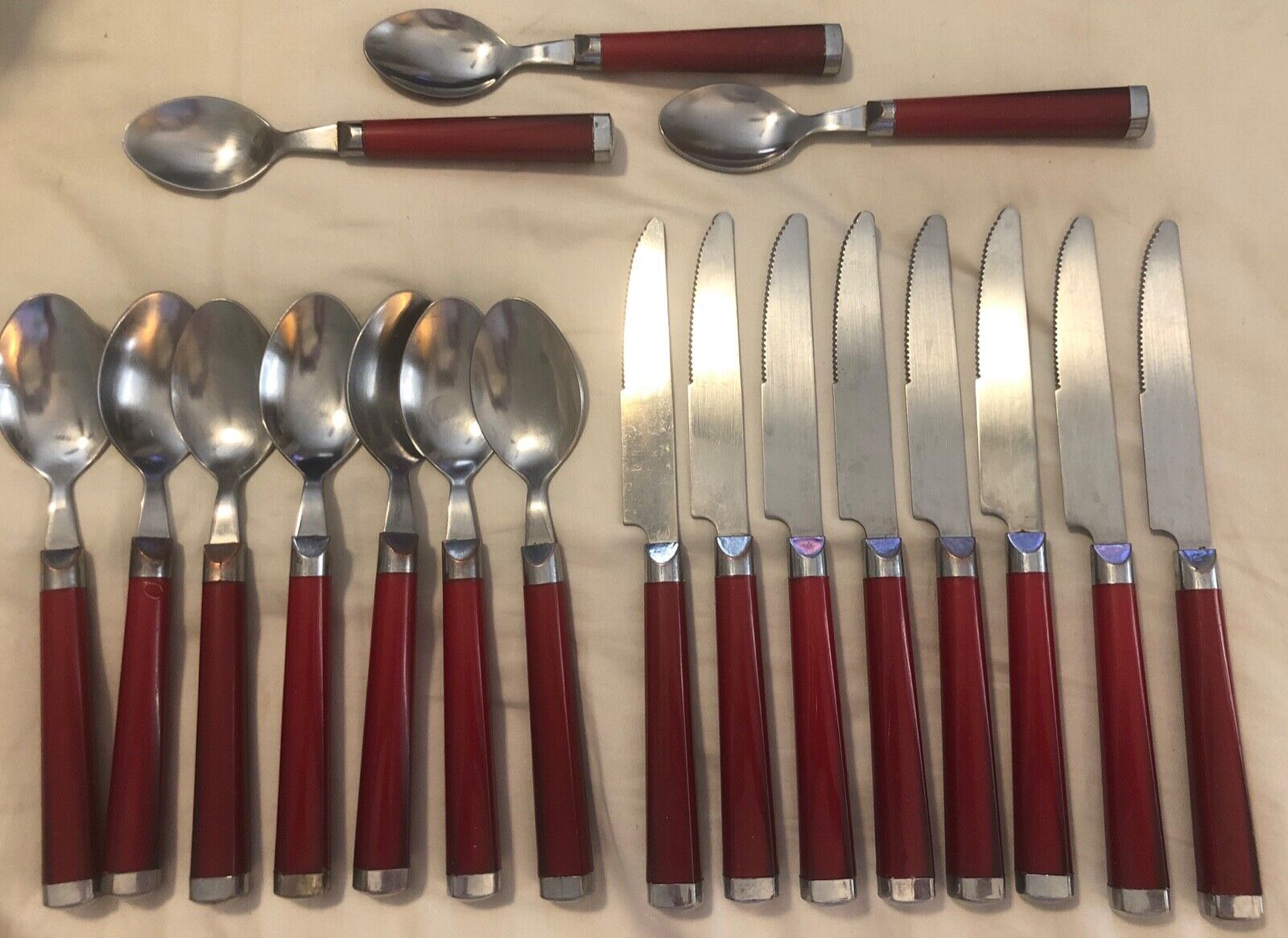 Vintage Lot 8-Knives & 7-Tablespoons & 3-Teaspoons Red Lucite Handles Stainless