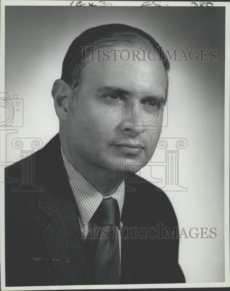 1973 Press Photo Doctor Alan B. Retik, chief pediatric urology Boston Hospital
