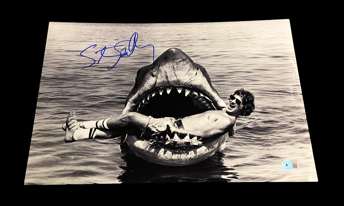 STEVEN SPIELBERG SIGNED AUTOGRAPH 12X18 PHOTO JAWS BAS BECKETT