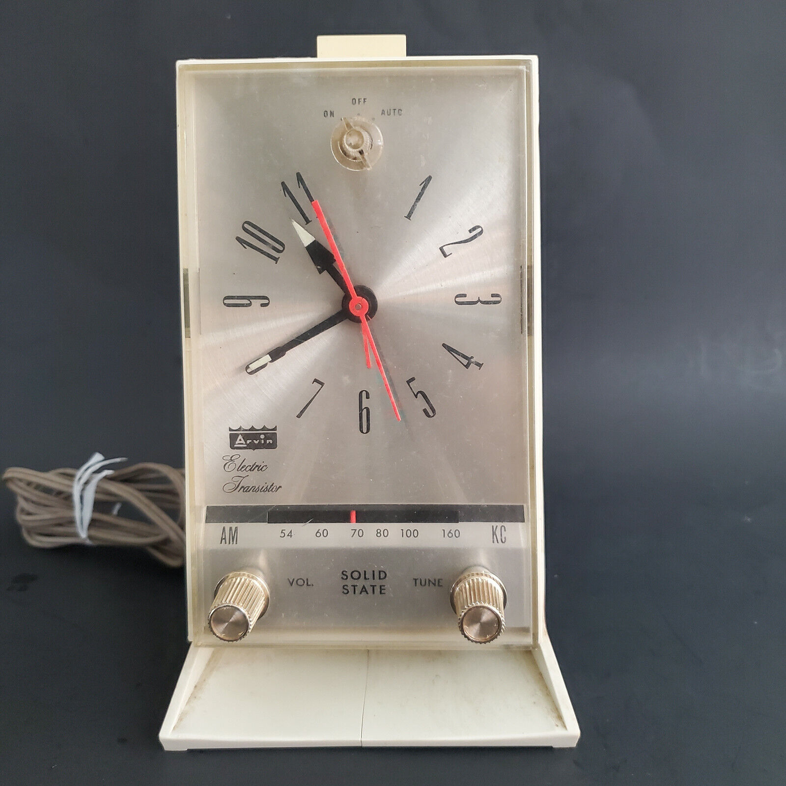 Vintage Arvin Electric Transistor Clock Radio for Parts or Repair