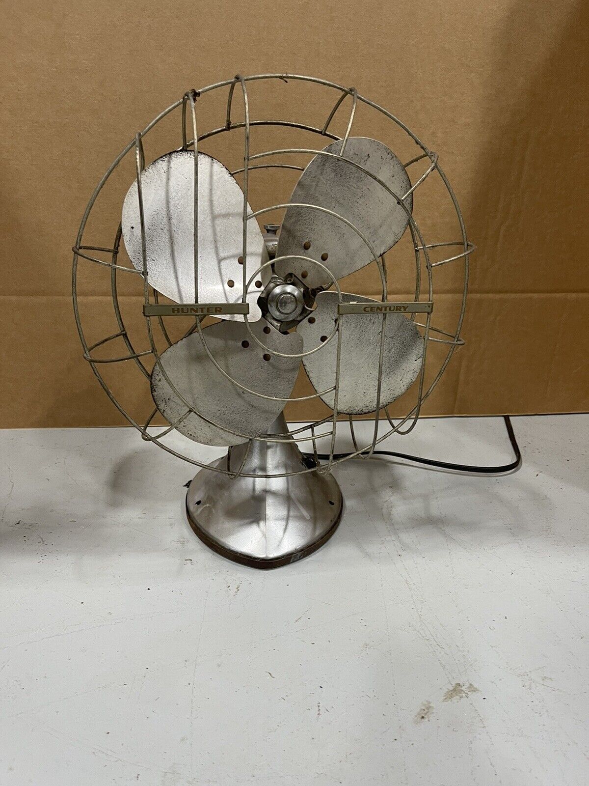 Hunter Antique Aluminum /chrome Table Desk Fan …