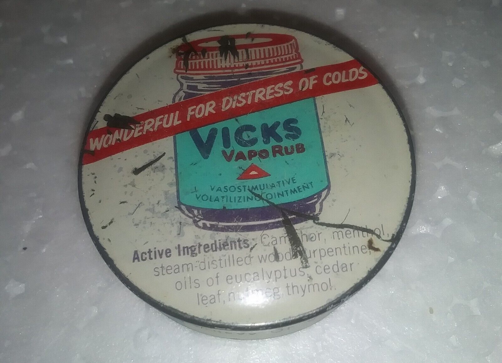 Vintage Vicks VapoRub Wonderful For Distress Of Colds Tin