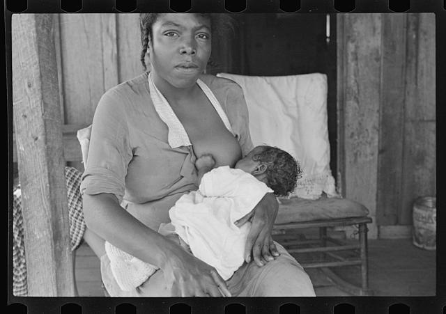 Breastfeeding,Little Rock,Arkansas,AR,Sharecropper Family,October 1935,FSA,1