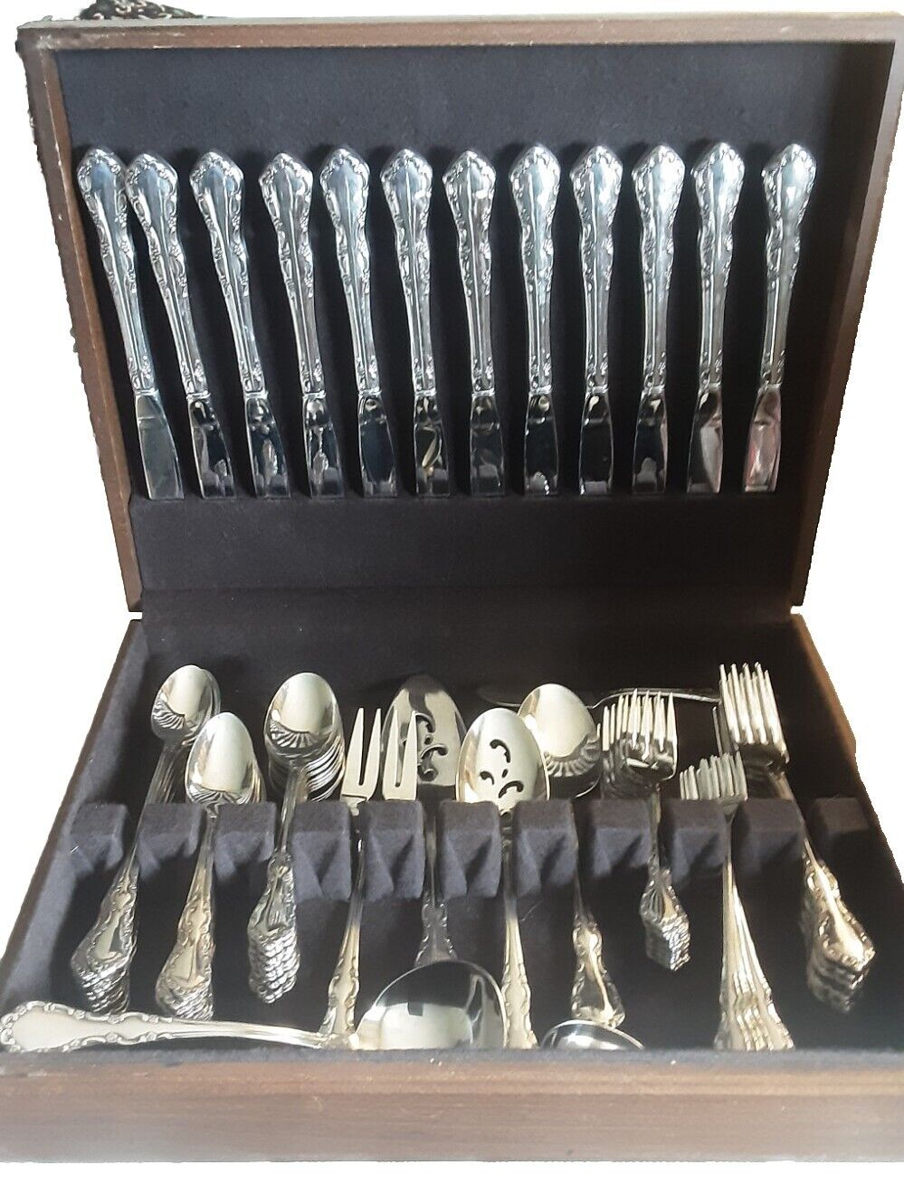 94 PC Oneida Mansion Hall Stainless Flatware Full Set Service for 12 +Hostess