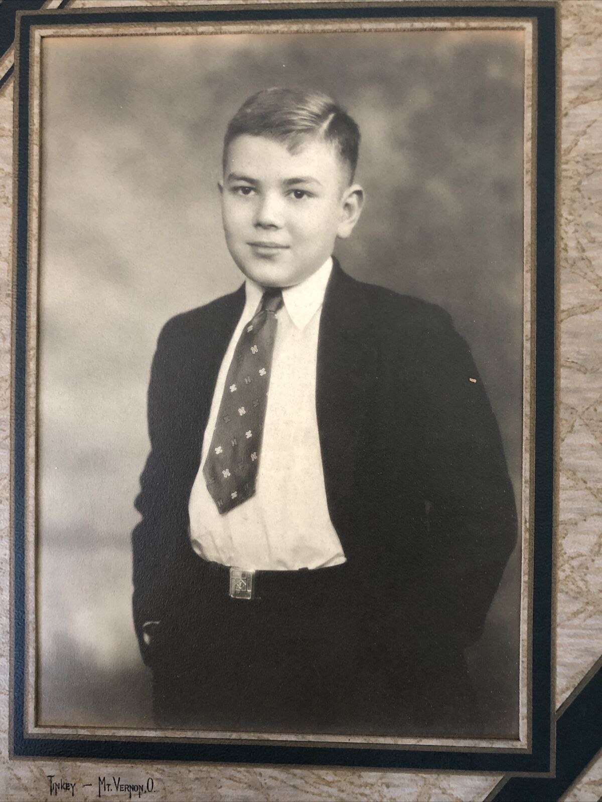 Vintage photo young boy handsome suit adolescent Tinkey Mt. Mount Vernon OH Ohio