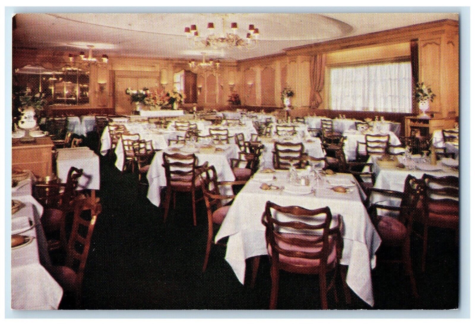 c1960 Interior Brussels Restaurant New York Plaza New York NY Unposted Postcard