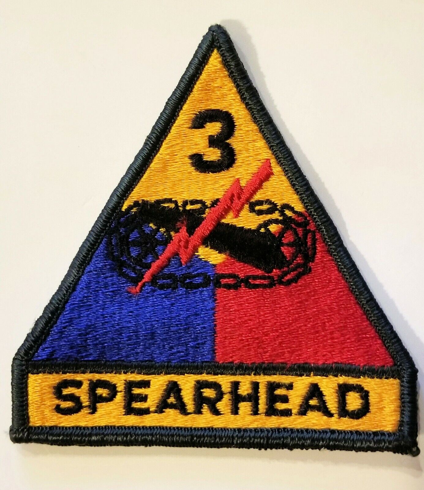 US ARMY 3RD ARMORED DIVISION SPEARHEAD USGI US GOVERNMENT ISSUE PATCH