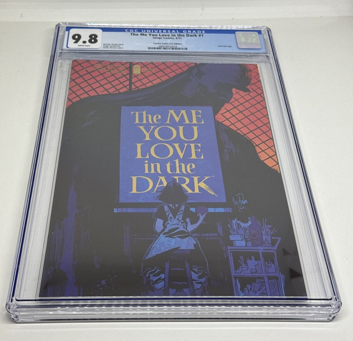Image The Me You Love In The Dark #1 Comic Vault Live Variant CGC 9.8 Gold Foil