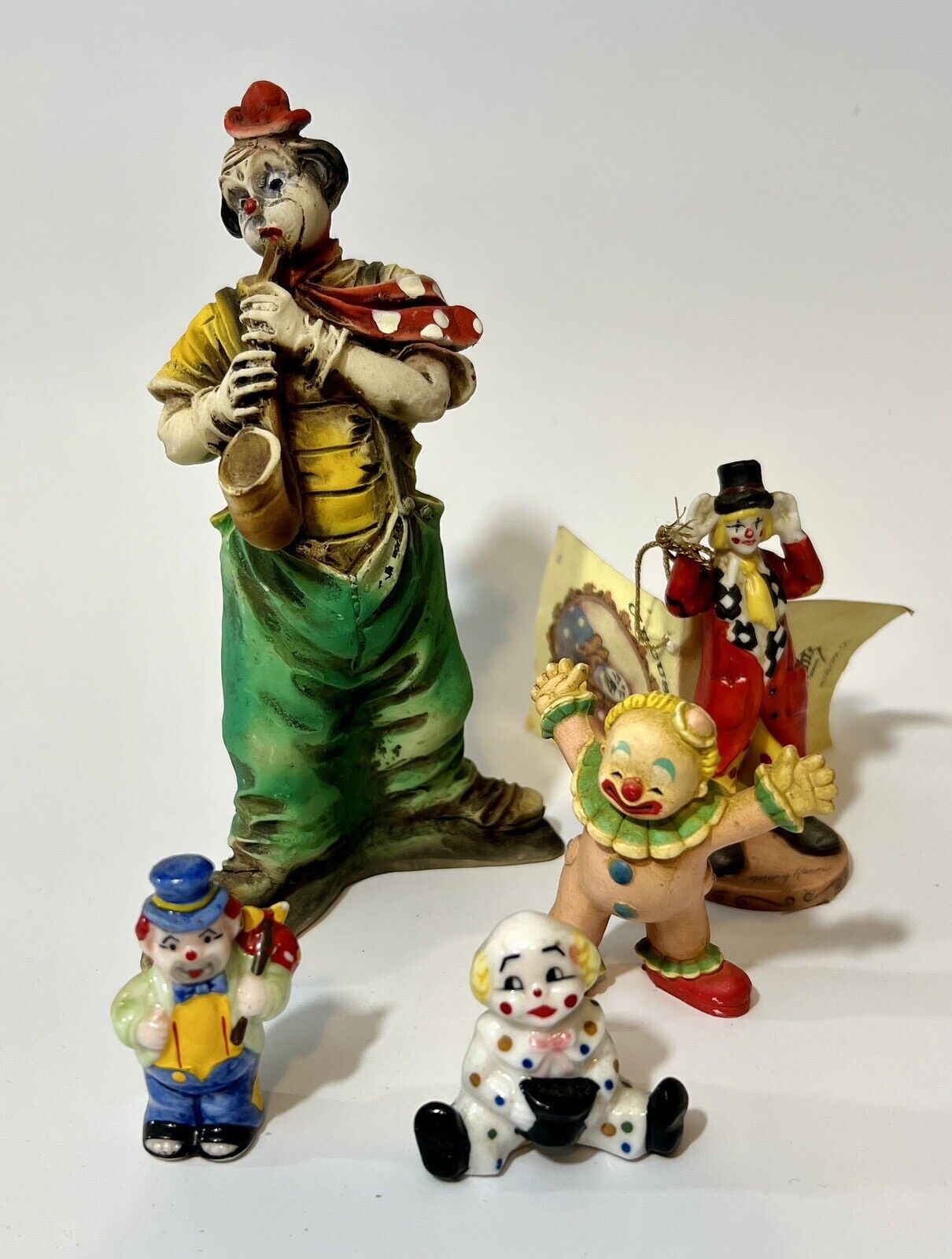 Lot of 5 Vintage Small Collectable Decorative Clowns.