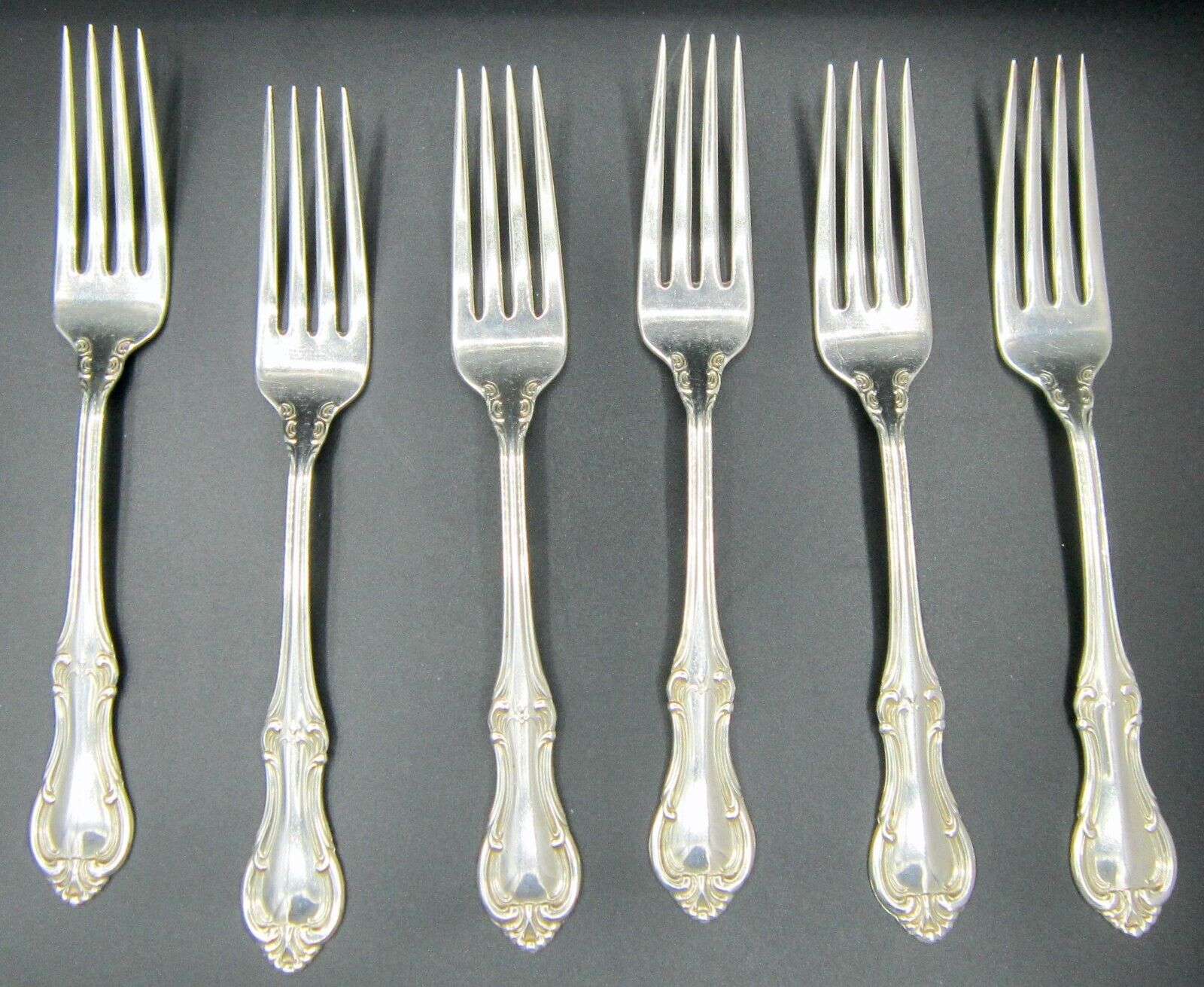 International Joan of Arc Sterling Silver Dinner Forks (6) - 8 In.