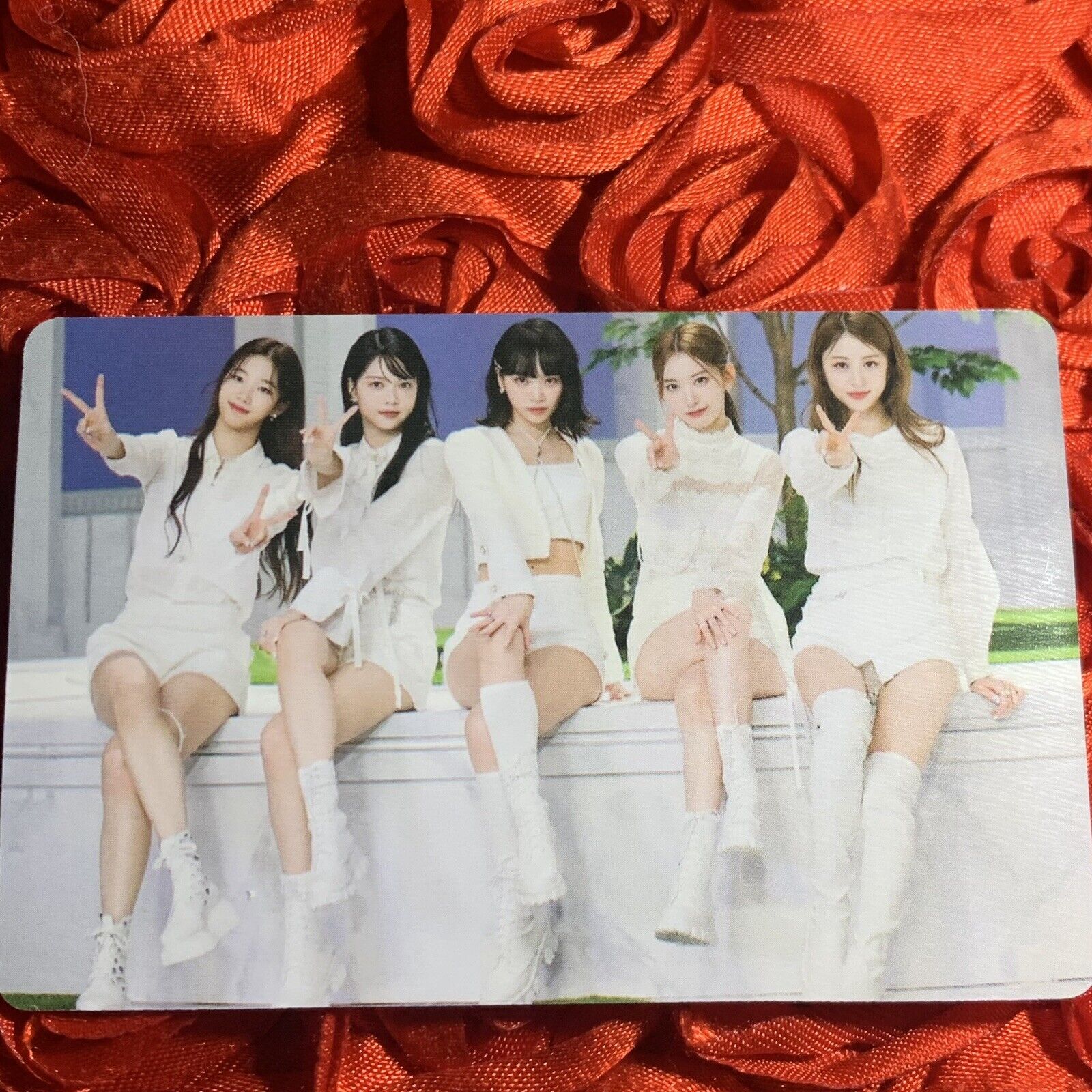 LE SSERAFIM FEAR NOT Edition Celeb K-pop Girl Photo Card Group All White