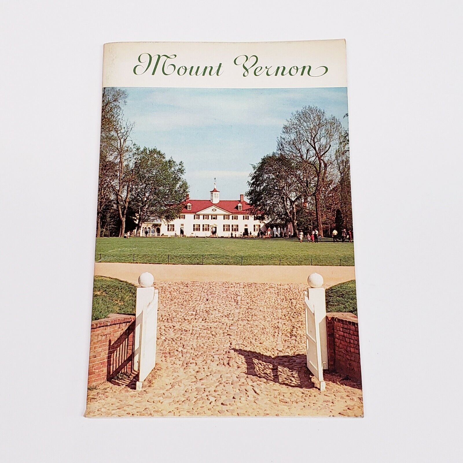 Mount Vernon Ladies Association 1965 Travel Book w/ Error/Typo & Correction Card