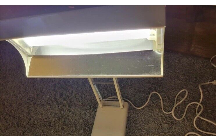 FLASH SALENorthern Light Technologies Mood Therapy Light Lamp 2x 36 watt max