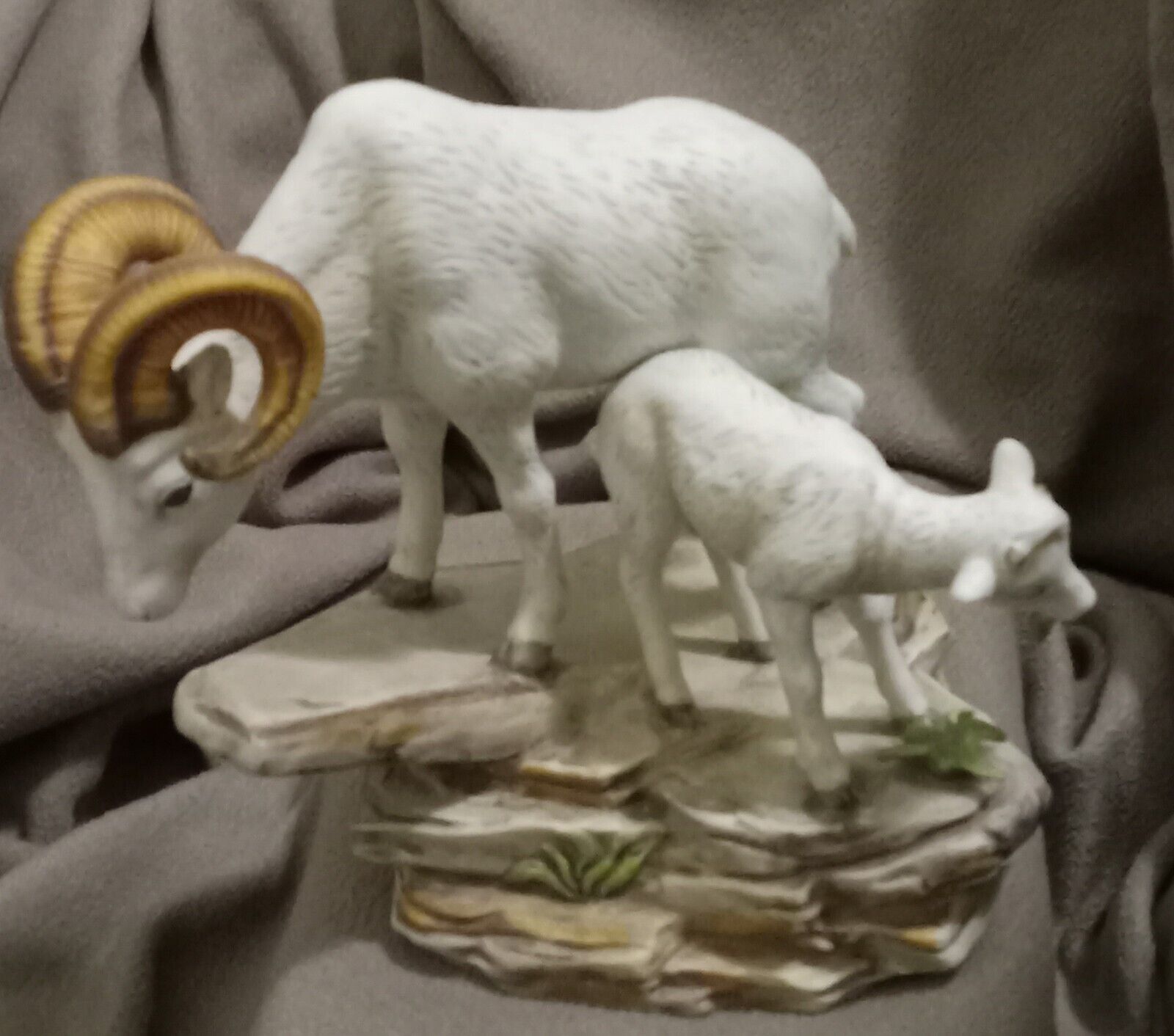 Vintage Homco Masterpiece Porcelain Bighorn Sheep 1984 EXCELLENT CONDITION