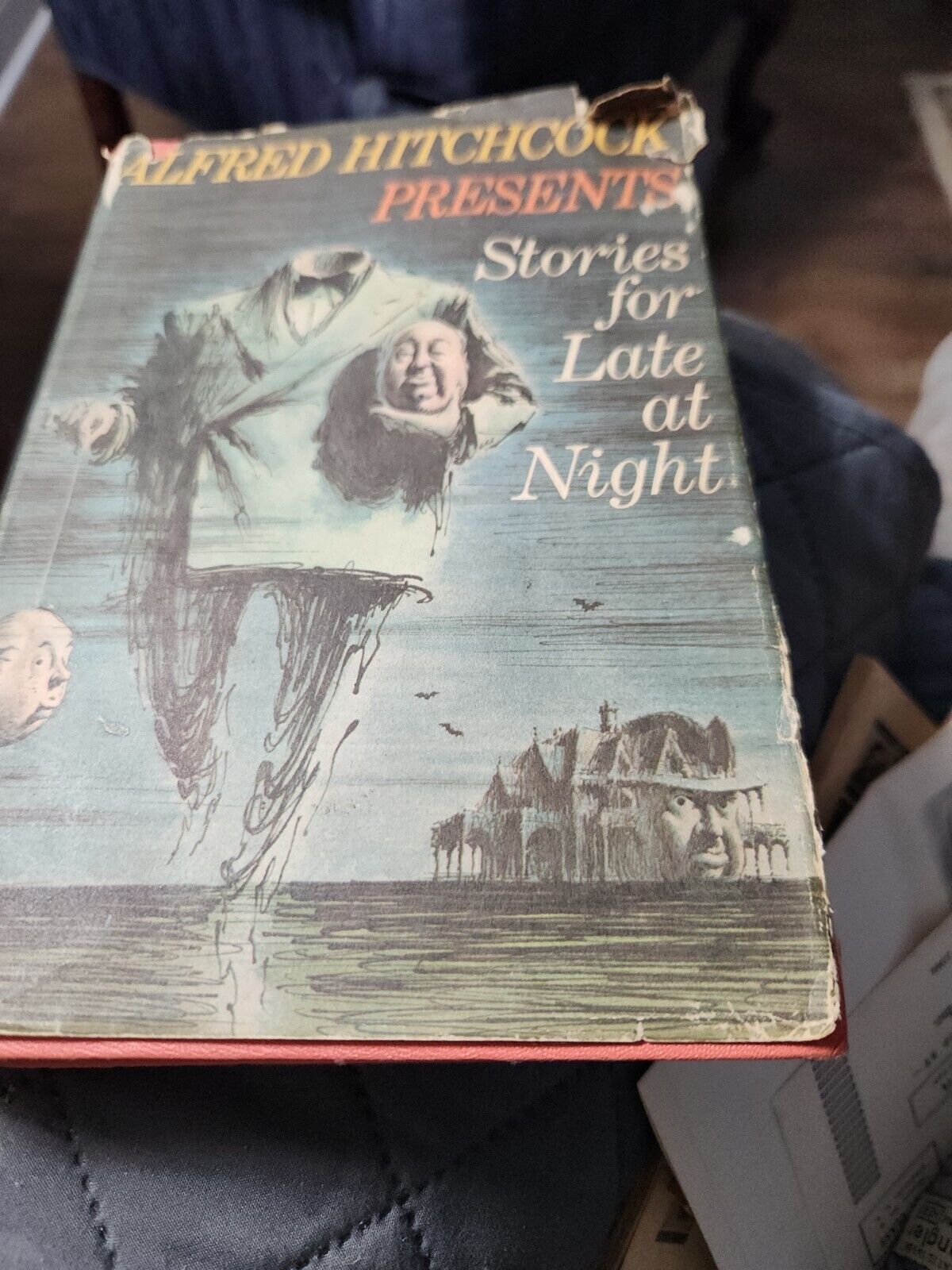 1961 HARDCOVER DJ ALFRED HITCHCOCK PRESENTS STORIES FOR LATE AT NIGHT BOOK CLUB