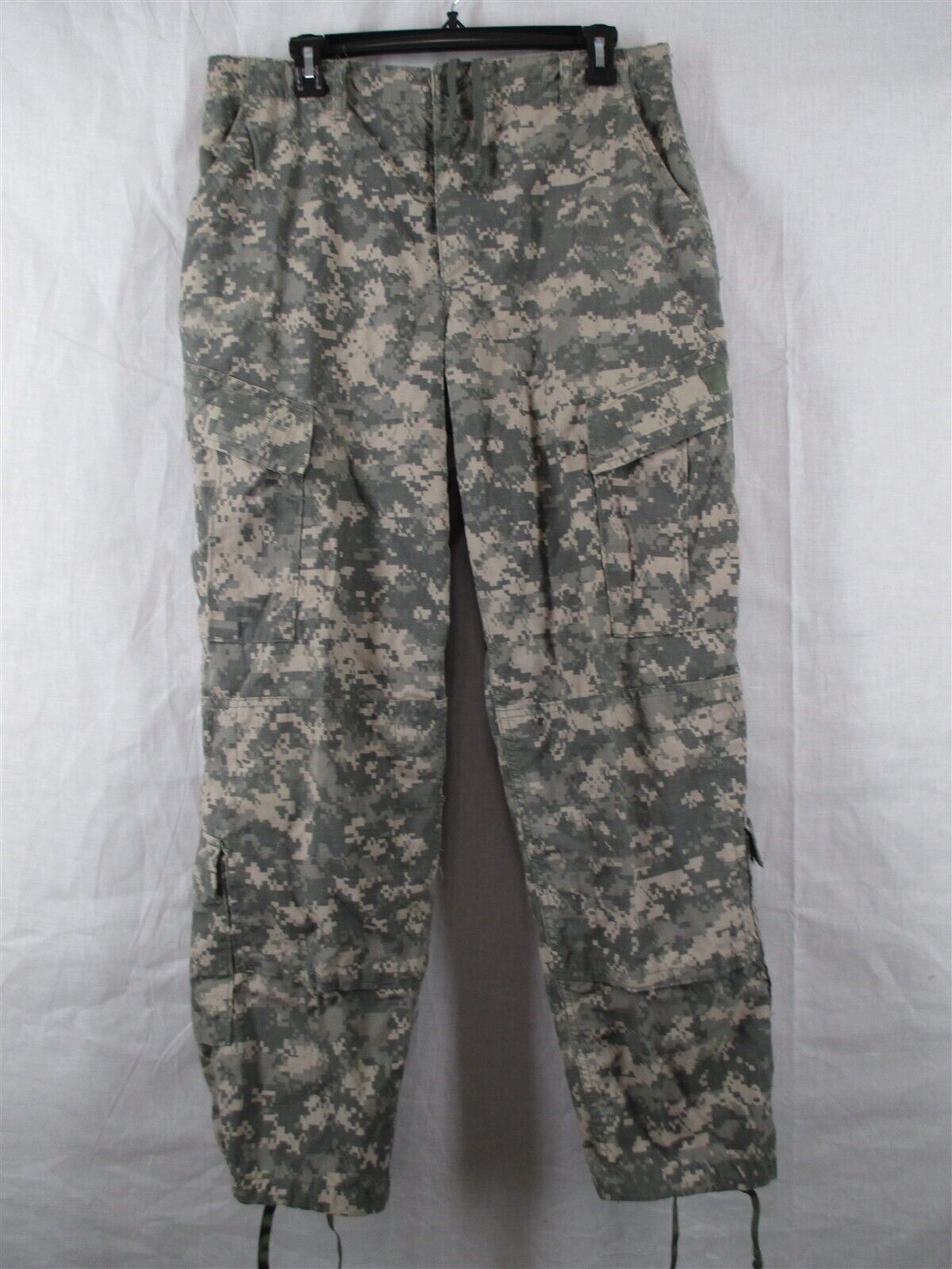 ACU Pants/Trousers Medium Short USGI Digital Camo Flame Resistant FRACU Army